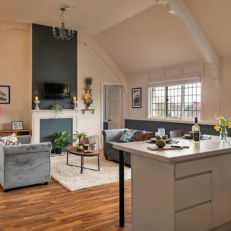 Finest Retreats - Sunnycroft Penthouse Lägenhet Llandrindod Wells Exteriör bild