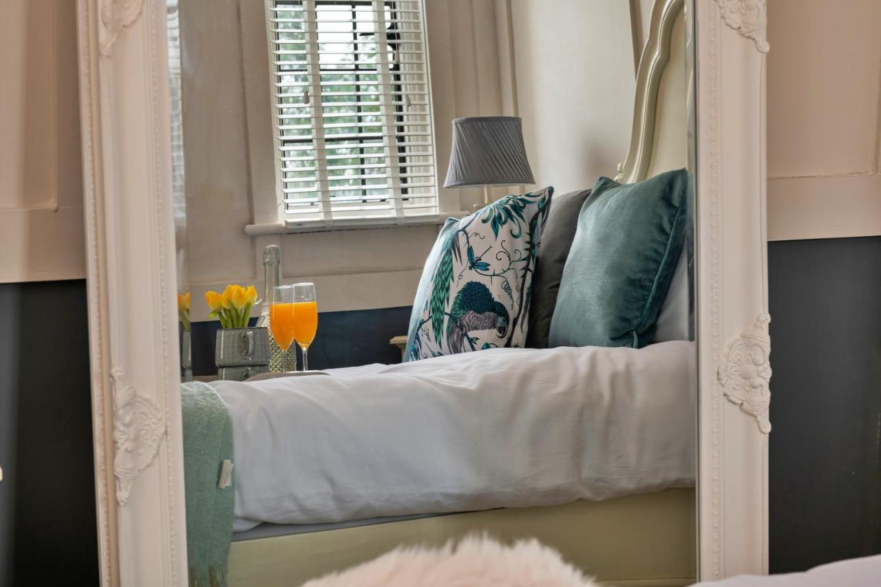 Finest Retreats - Sunnycroft Penthouse Lägenhet Llandrindod Wells Exteriör bild
